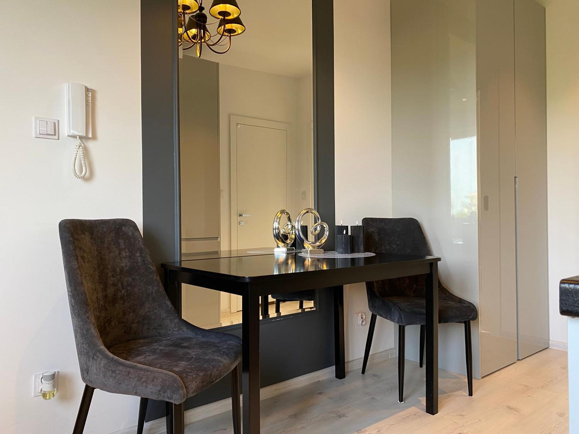 Lovers' Loft Apartment In Krakow - Orawska 7 Dış mekan fotoğraf
